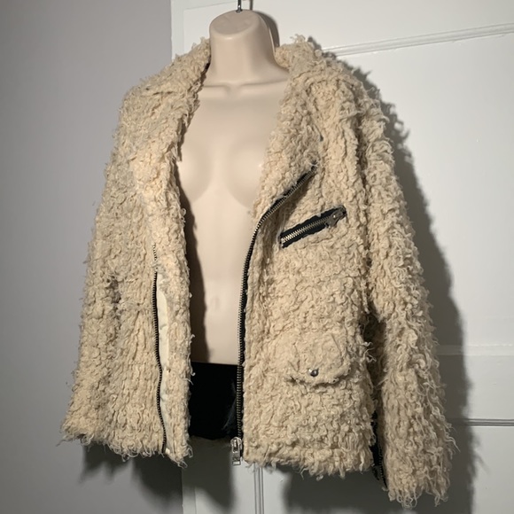 UNIF x Urban Outfitters Jacket Coat off white cream furry Sherpa Moto Sz Small - Picture 2 of 6